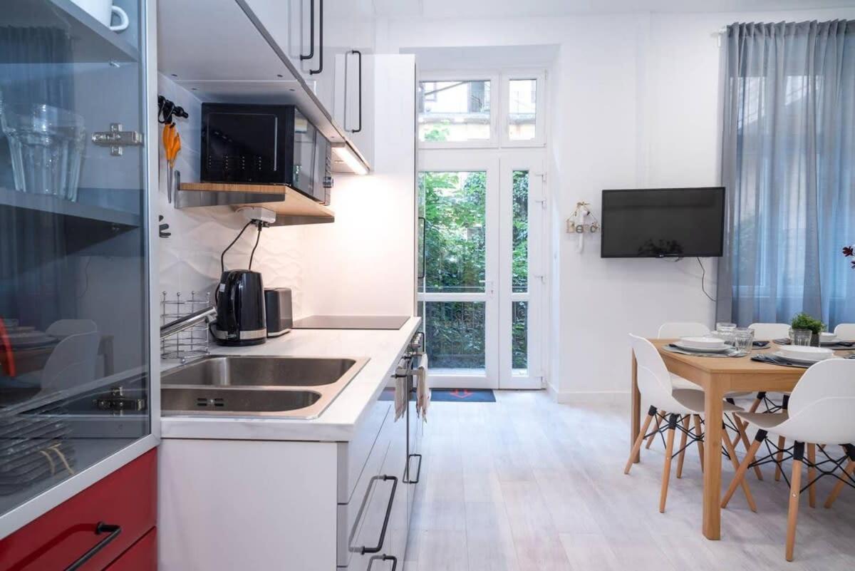 Apartment Large Airconditioned Budapest