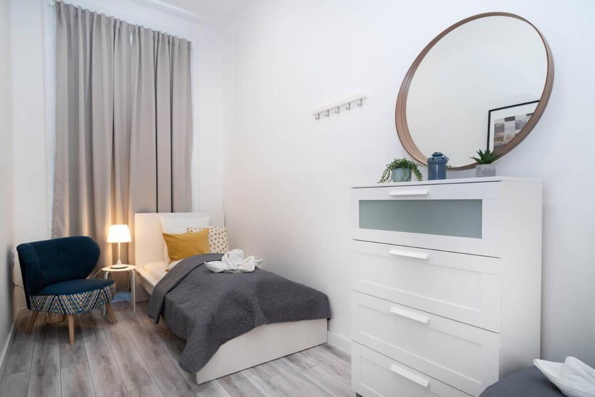 Large Airconditioned Apartment